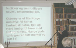 Ordfreren er godt igang med foredraget