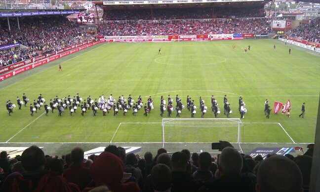 Brann kamp og buekorpset hrer i sammen?